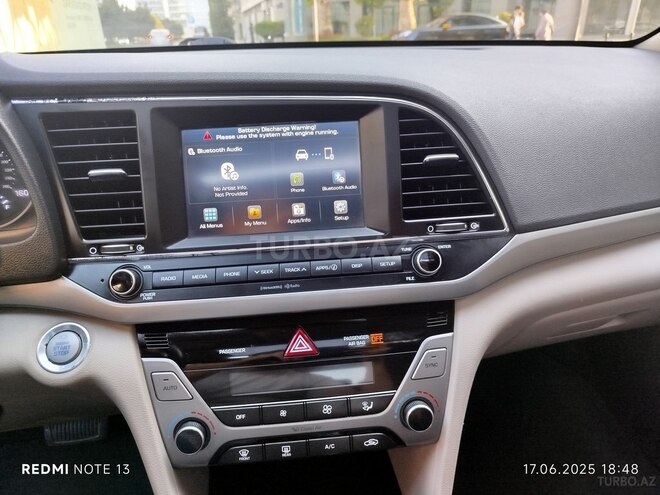 Hyundai Elantra 2018, 154,000 km - 2.0 l - Bakı