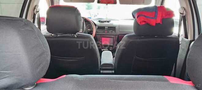Volkswagen Golf 2003, 265,750 km - 2.0 l - Sabirabad