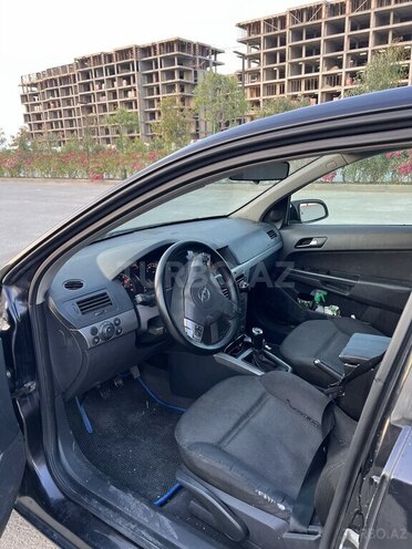 Opel Astra 2004, 245,000 km - 1.4 л - Bakı
