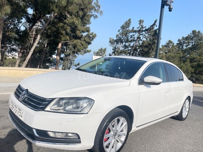 Volkswagen Passat 2012, 256,730 km - 1.8 l - Bakı