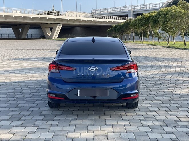 Hyundai Elantra 2019, 127,943 km - 2.0 l - Bakı