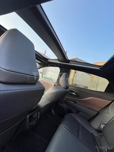 Toyota Crown 2023, 16,000 km - 2.5 l - Bakı