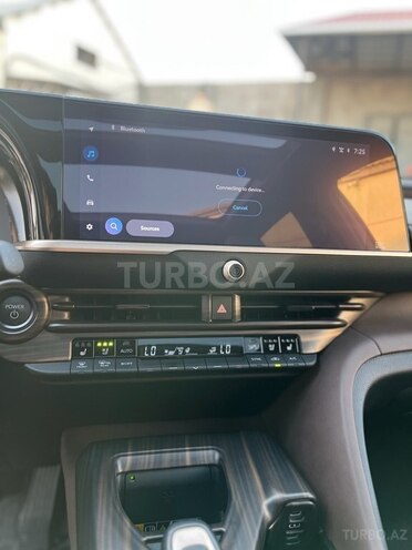 Toyota Crown 2023, 16,000 km - 2.5 l - Bakı