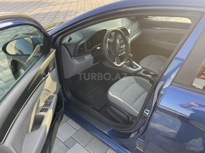 Hyundai Elantra 2019, 127,943 km - 2.0 l - Bakı