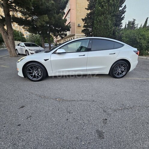 Tesla Model 3 2023, 35,300 km - 0.0 l - Bakı