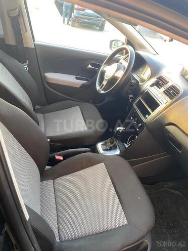 Volkswagen Polo 2011, 330,000 km - 1.4 l - Bakı