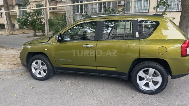Jeep Compass 2012, 110,500 km - 2.4 l - Bakı