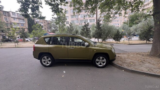 Jeep Compass 2012, 110,500 km - 2.4 l - Bakı