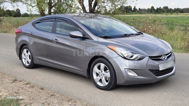 Hyundai Elantra 2013, 159,100 km - 1.8 л - Ağdam