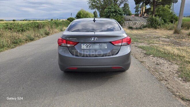Hyundai Elantra 2013, 159,100 km - 1.8 л - Ağdam