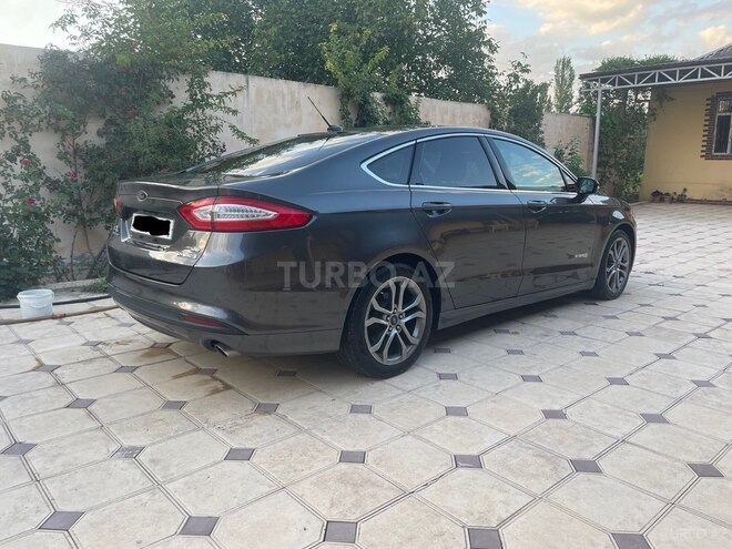 Ford Fusion (North America) 2015, 330,000 km - 2.0 l - Gəncə