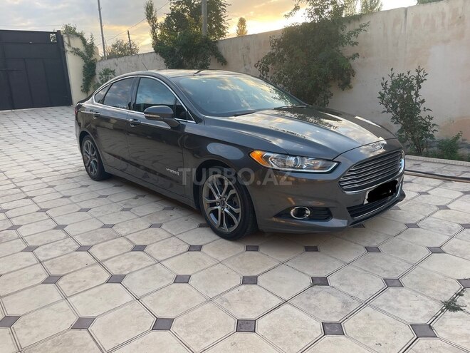 Ford Fusion (North America) 2015, 330,000 km - 2.0 l - Gəncə