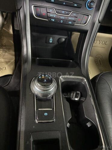 Ford Fusion (North America)-13