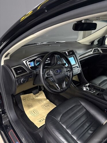 Ford Fusion (North America)-6