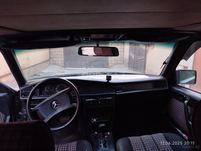 Mercedes 190 1991, 278,423 km - 2.0 l - Bakı