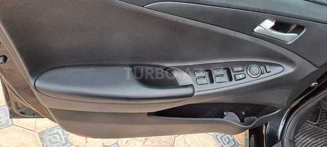 Hyundai Sonata-17