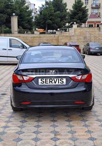 Hyundai Sonata-10