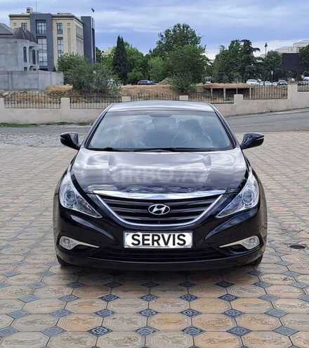 Hyundai Sonata-4