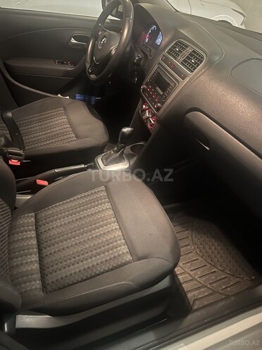 Volkswagen Polo 2019, 138,000 km - 1.6 l - Bakı