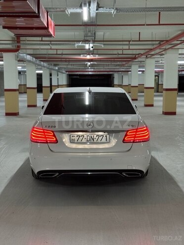 Mercedes E 220 d 2014, 219,000 km - 2.2 l - Bakı