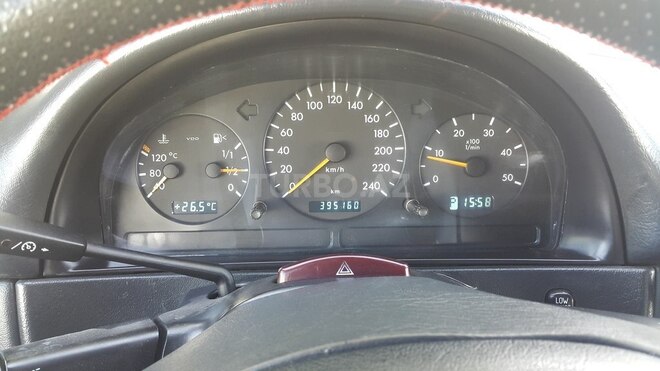 Mercedes ML 270 2002, 405,000 km - 2.7 л - Bakı