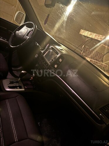 Hyundai Santa Fe 2011, 134,000 km - 2.4 л - Tovuz