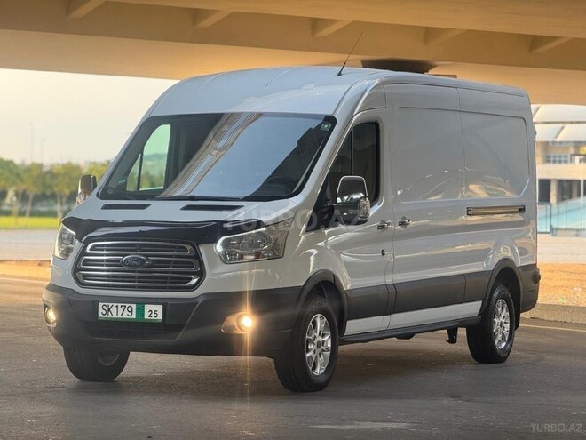 Ford Transit-2