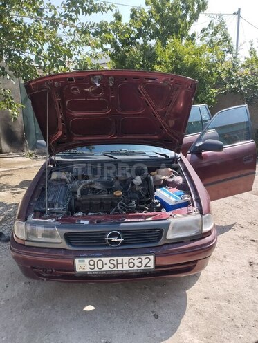 Opel Astra 1995, 350,000 km - 1.6 l - Bakı