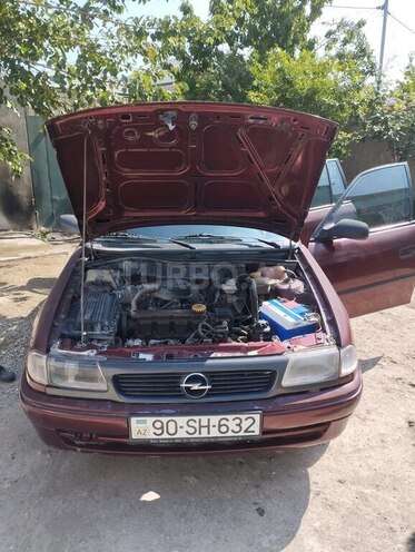 Opel Astra 1995, 350,000 km - 1.6 l - Bakı