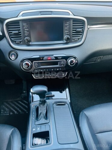 Kia Sorento 2018, 175,000 km - 2.0 l - Bakı