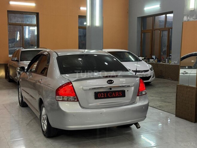 Kia Cerato-5