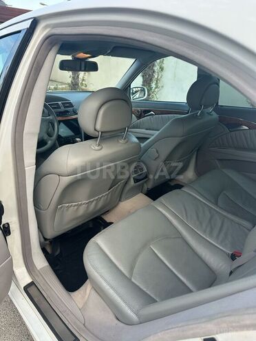 Mercedes E 320 2002, 221,700 km - 3.2 л - Astara