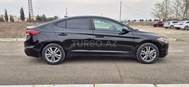 Hyundai Elantra 2017, 196,697 km - 2.0 l - Qazax