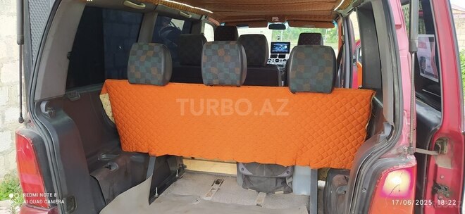 Mercedes Vito 112 2003, 847,190 km - 2.2 l - Quba
