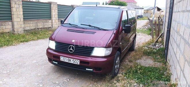 Mercedes Vito 112 2003, 847,190 km - 2.2 l - Quba