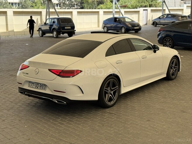 Mercedes CLS 300-2