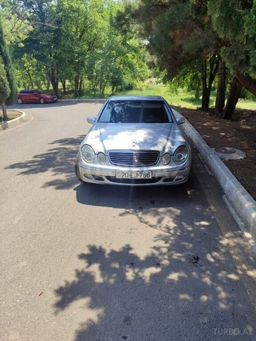Mercedes E 220 d 2003, 426,000 km - 2.2 l - Gəncə