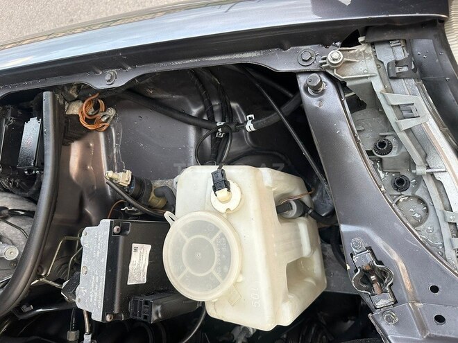 Mercedes E 230 1997, 430,000 km - 2.3 l - Masallı
