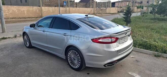 Ford Fusion (North America) 2015, 210,000 km - 2.0 л - Bakı
