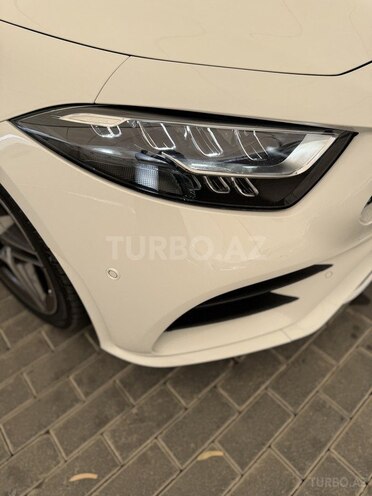 Mercedes CLS 300-15