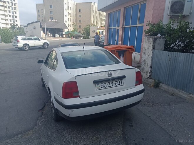 Volkswagen Passat 2000, 417,500 km - 2.0 л - Bakı
