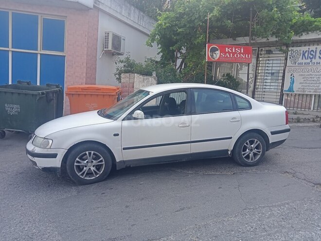 Volkswagen Passat 2000, 417,500 km - 2.0 л - Bakı