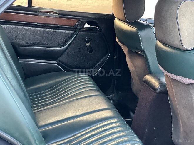 Mercedes E 250 1991, 258,741 km - 2.5 l - Sumqayıt