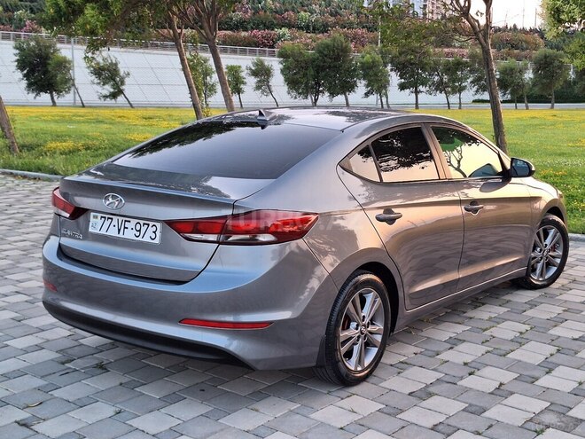 Hyundai Elantra 2017, 114,000 km - 2.0 l - Bakı