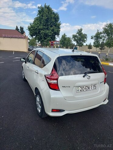 Nissan Note-10