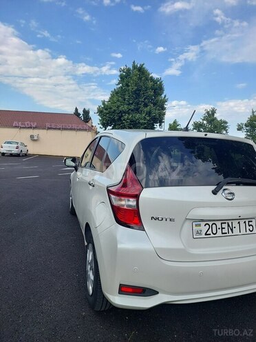 Nissan Note-9