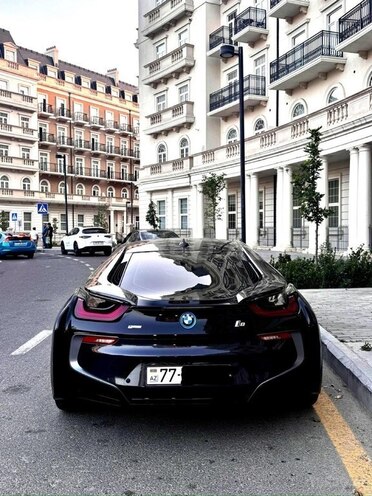BMW i8 2019, 72,000 km - 1.5 l - Bakı