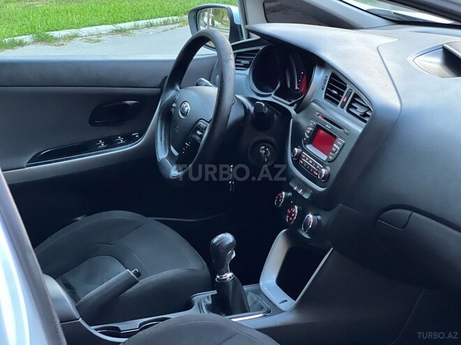 Kia Ceed 2012, 254,000 km - 1.4 l - Mingəçevir