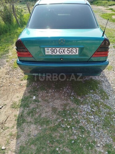 Mercedes C 180-6