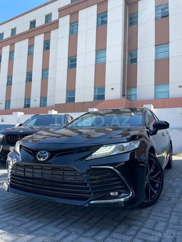 Toyota Camry-1
